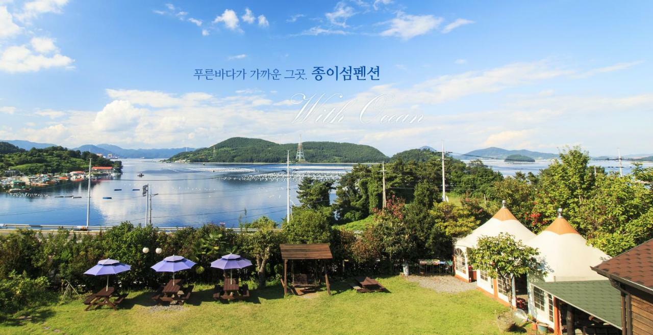 Tongyeong Paper Island Pension Eksteriør billede